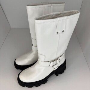 Fashion Nova Womens White Patent Leather Slip On Strap Size 7.5 Platform Boots